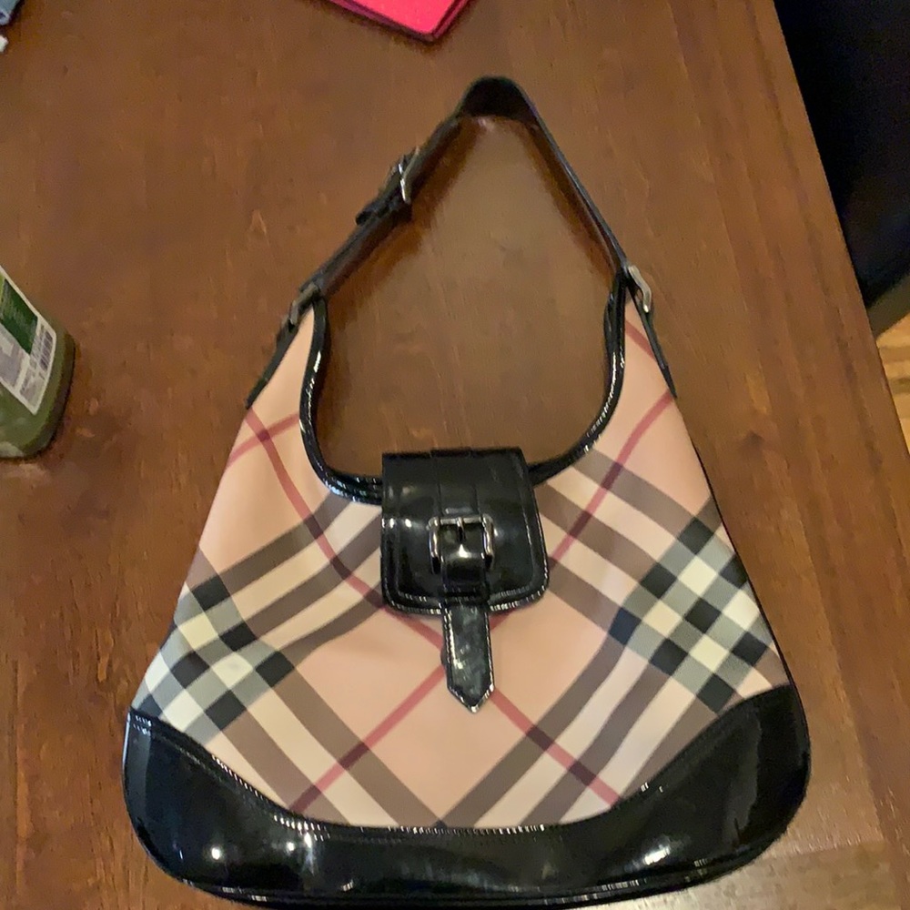 Burberry purse used